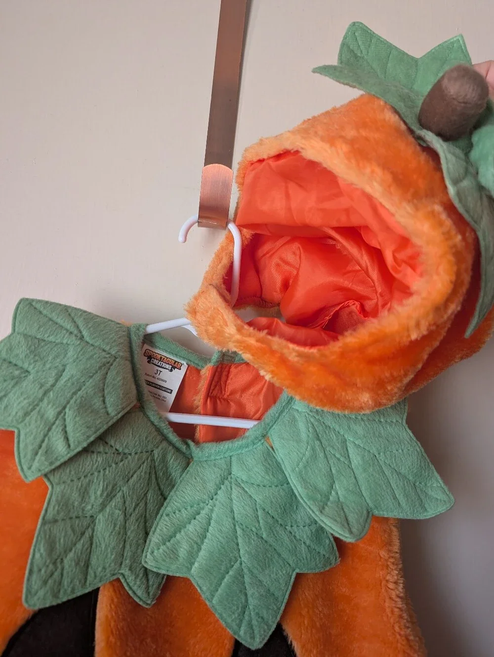 N/A adorable orange